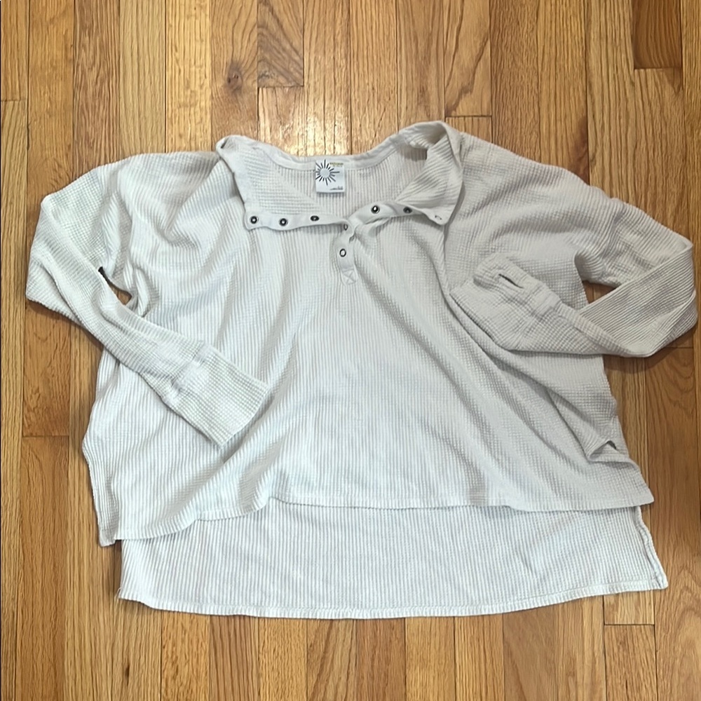 White Long Sleeve Waffle Knit Quarter Snap